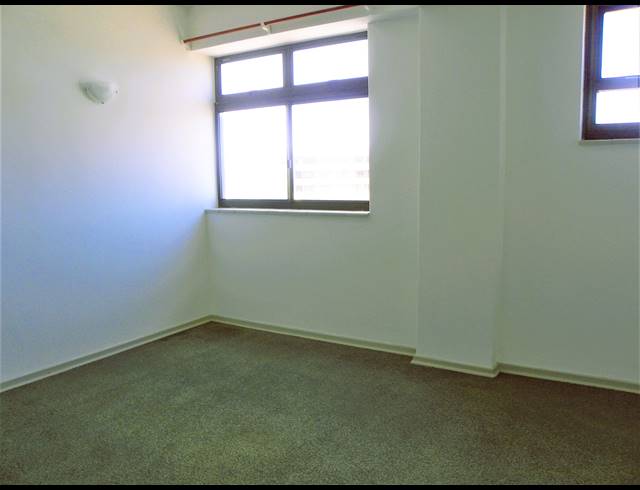 2 BEDROOM APARTMENT FOR SALE IN MARGATE BEACH